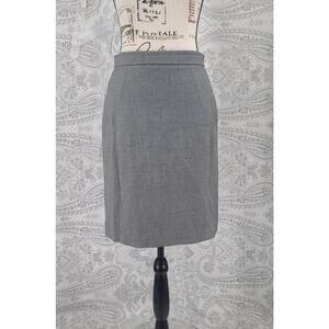 Ann Taylor Petites suit pencil Skirt Gray Size 2P office corcpcore minimalistic